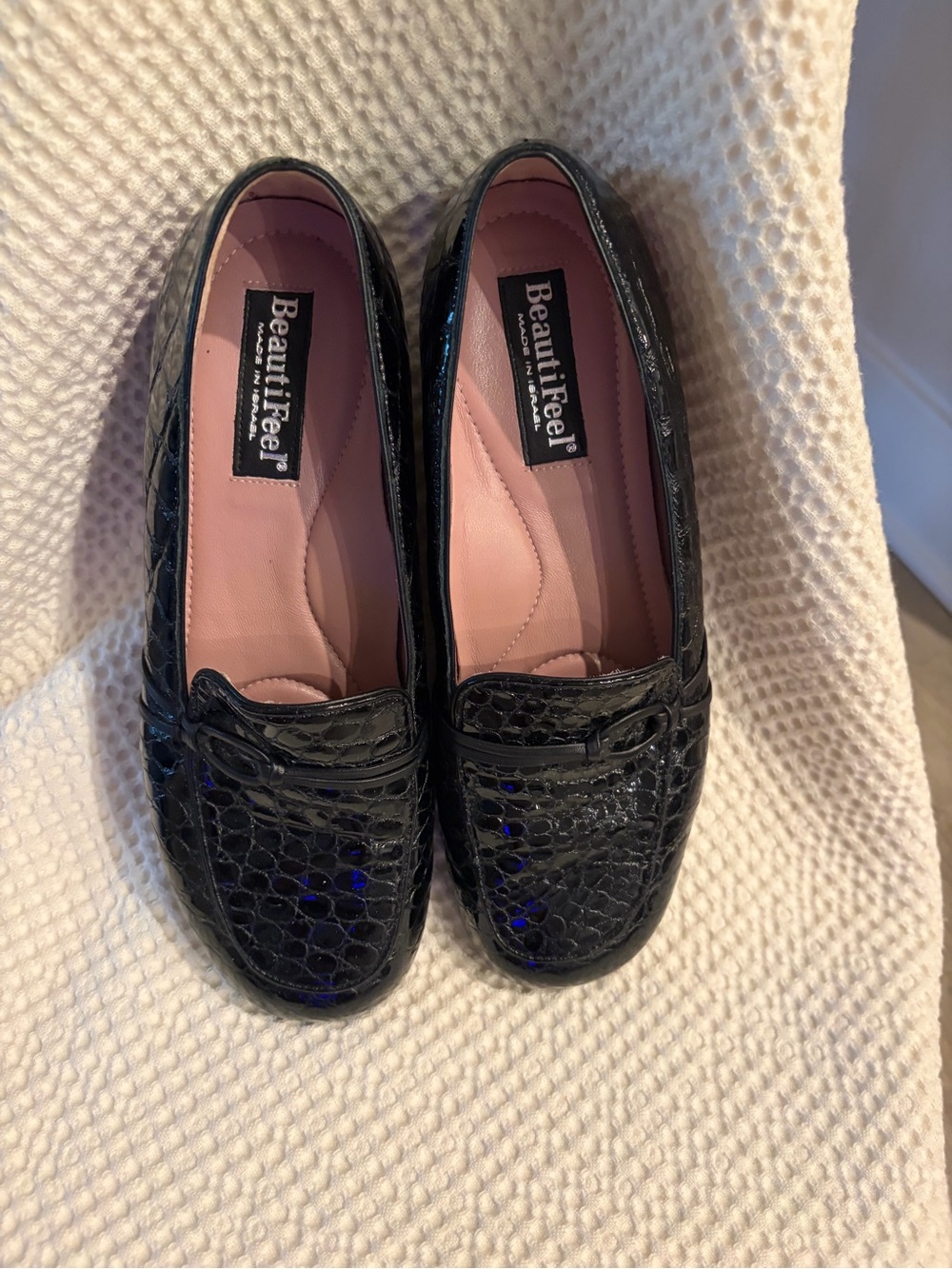 BeautiFeel Leather Croc-Embossed Loafers